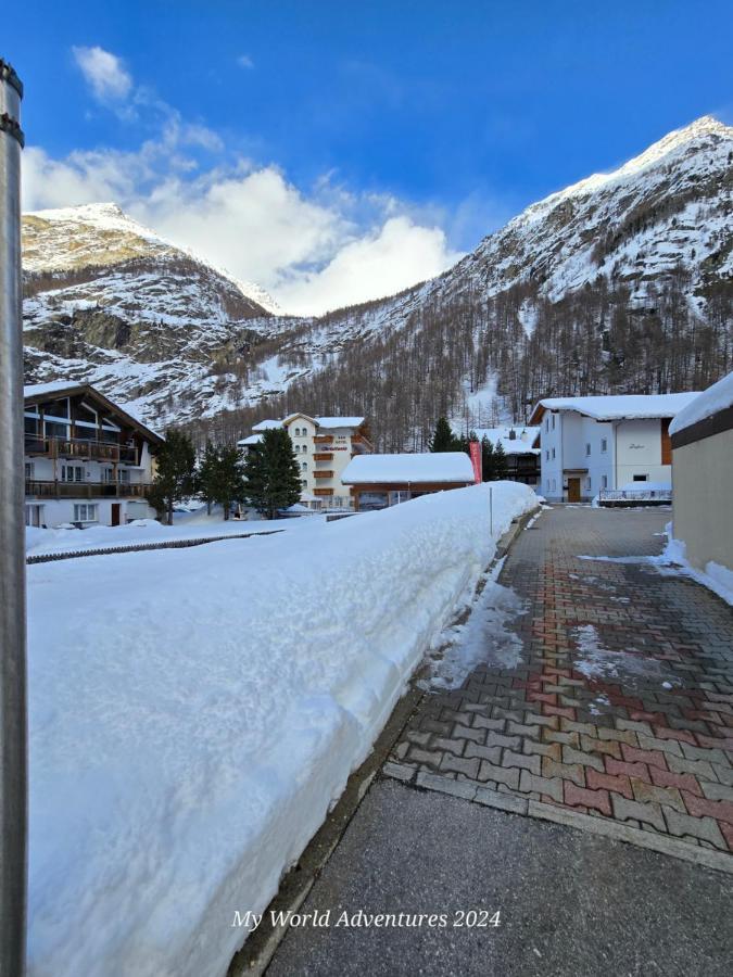 Wellness- Und Schneesporthotel Christiania Saas-Almagell ภายนอก รูปภาพ