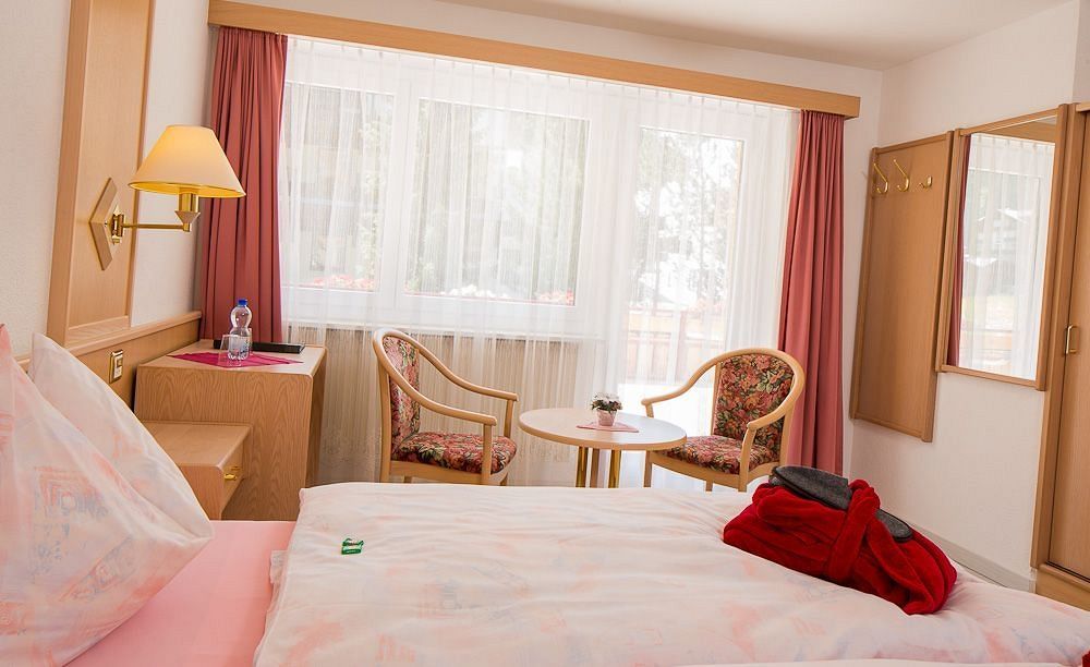 Wellness- Und Schneesporthotel Christiania Saas-Almagell ภายนอก รูปภาพ