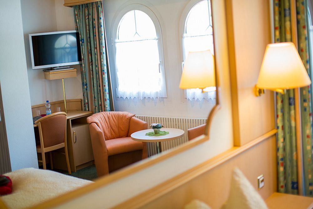 Wellness- Und Schneesporthotel Christiania Saas-Almagell ภายนอก รูปภาพ