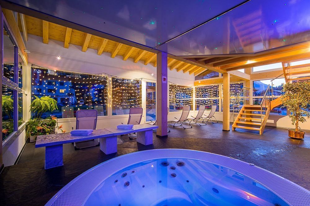 Wellness- Und Schneesporthotel Christiania Saas-Almagell ภายนอก รูปภาพ