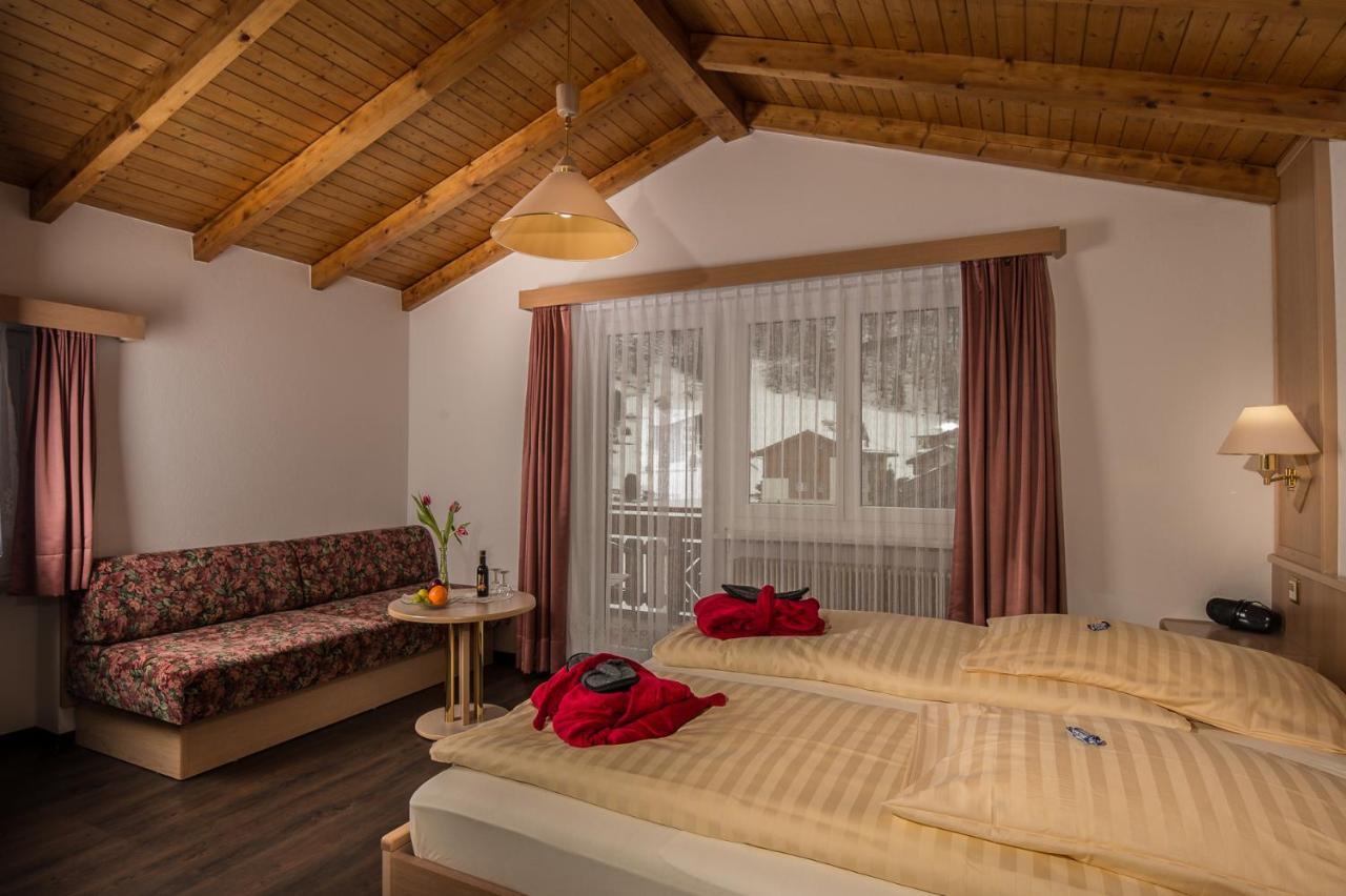 Wellness- Und Schneesporthotel Christiania Saas-Almagell ภายนอก รูปภาพ